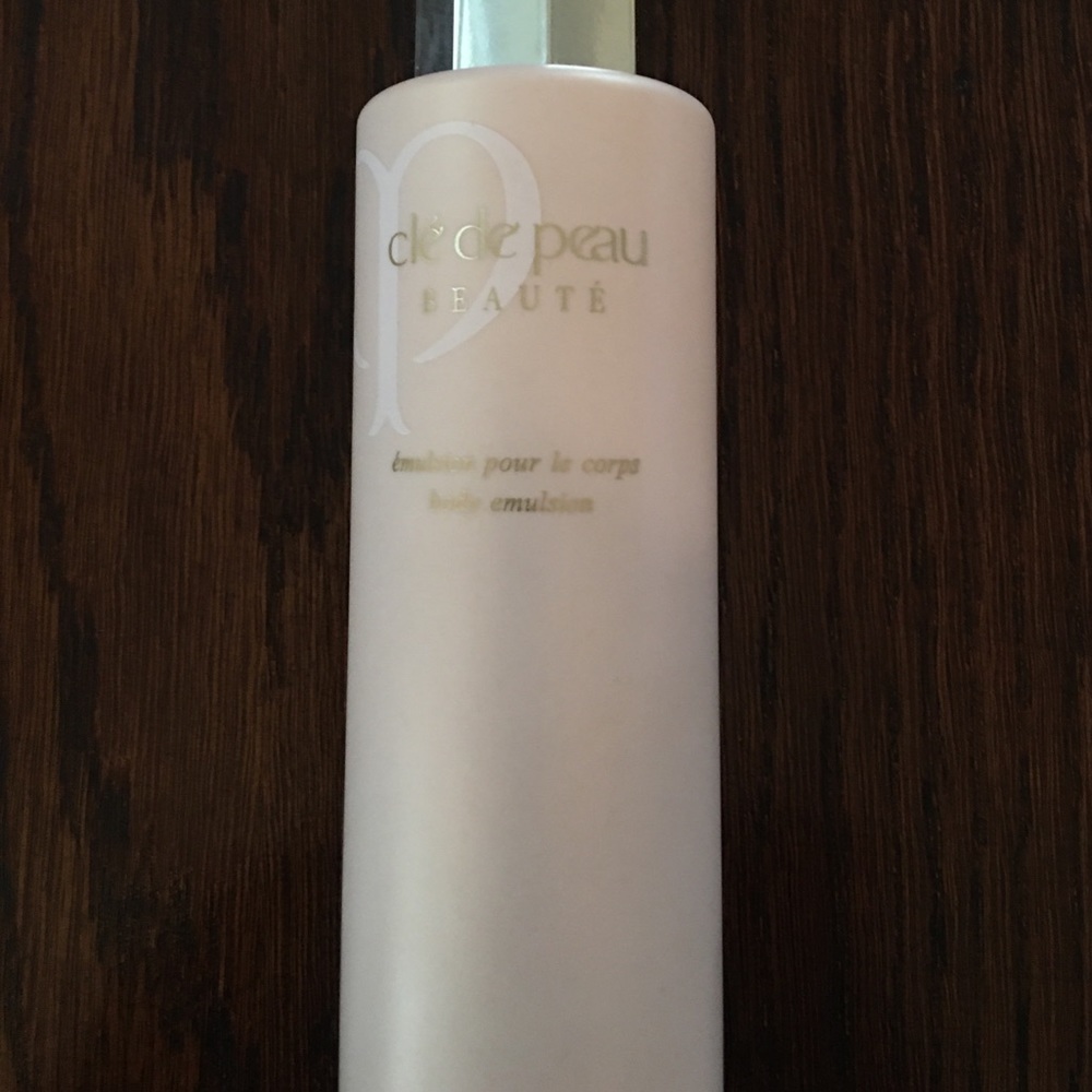 Cle de peau Beaute